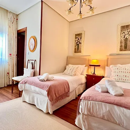 Casa La Tabierna - Monabri 度假居